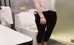 最新流出❤️《疯狂抖音》（忘记镜头的妹mei子）颜值反差婊美女1