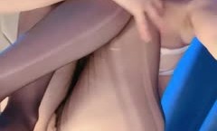 长腿黑丝模特身𝕄𝕚𝕤𝕤𝔸𝕍shen材的扭动，吸烟自[zi]慰，特写无毛鲍鱼，双腿夹住超美鲍鱼