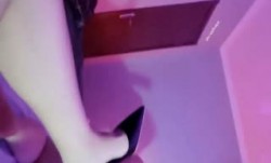 前方高能预警！一字马舞蹈学院颜值天花板百万粉丝顶流人造外围CDTSMissAV-18新品！【小乔】露脸私拍有钱人的性宠物(1)