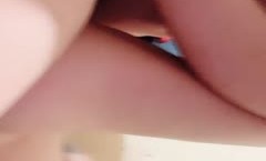 新人年轻嫩neng妹mei子黑丝内衣卖力口交，无套啪pa啪后入粉红龟头射MissAV-18 Video在肚子上