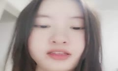 良家小𝕄𝕚𝕤𝕤𝔸𝕍xiao少妇露脸一个人MissAV-18 Video在家陪狼友嗨，全程露脸风骚的大屁股，奶子不小自己揉捏，近距离自[zi]慰逼逼玩阴蒂好多水