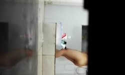 大神坑妹mei子女人坑女人系列！宿舍、出租房、浴室偸拍各种小姐姐洗香香换衣XXX🔞很难得绝对哇噻(new)_ (2)