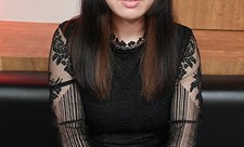 素人AV采访～两天至少自[zi]慰一次的顽皮素人女孩～长野志保