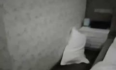 抓奸网爆事件❤️妻子光着身子还要护着情夫看来媳妇是找到真爱了