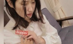 FC2PPV 3458868 MissAV-18新品！【個人】自信過剰のイヤイヤ妻、近隣住民に見られ落胆してしまい、無慈悲に生の他人棒に犯され無理矢理膣内