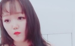 清纯可爱身𝕄𝕚𝕤𝕤𝔸𝕍shen材有点小丰满嫩neng妹mei主播阴毛稀疏木耳粉嫩自[zi]慰插[cha]穴十分诱人