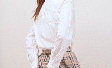 制服时代～那时的我很天真，现MissAV-18 Video在…南美佳子