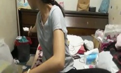 《云盘高质㊙️泄密》露脸才是王道！名校工商管理系清纯学生妹meiMissAV-18新品！【潘X淇】私生活极度反差XXX🔞奶头插针刀拉自摸剃毛有自虐倾向 (4)
