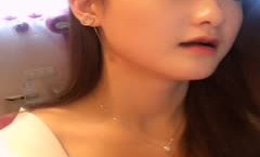 萌萌哒漂亮美女主播漏全脸浴室洗澡秀