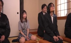 SDDE-677 突然、どろっどろ精子が降り注がれる日常 「常にぶっかけ」女子○生 ～夏休み編 ～ 学校の外！
