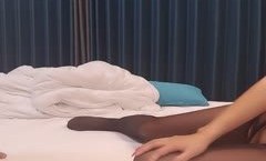 黑丝有露脸奶子上有纹身的小𝕄𝕚𝕤𝕤𝔸𝕍xiao少妇跟小哥啪pa啪，口交足交大鸡巴，让小哥后入疯狂抽𝕄𝕚𝕤𝕤𝔸𝕍[chou]插，激ji情上位浪lang叫不止好骚啊