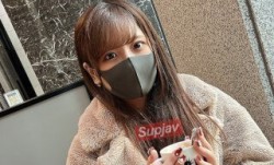 FC2PPV 3167392 MissAV-18新品！【無修正】はっきり言って美人です！！！バイト代を大好きなアイドルにつぎこむいたいけな彼女！