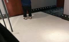 网红 · 恩恩 · ：当着外卖员小哥的面给老公吃大鸡吧， 不知道外卖员此刻MissAV-18 Video在想什么 ！