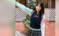 FC2PPV 3269515 J系カレッジ四国代表のみずきちゃん！その爆発的かわいさは、うるうるの瞳にあった！なのに剛毛というギャップを